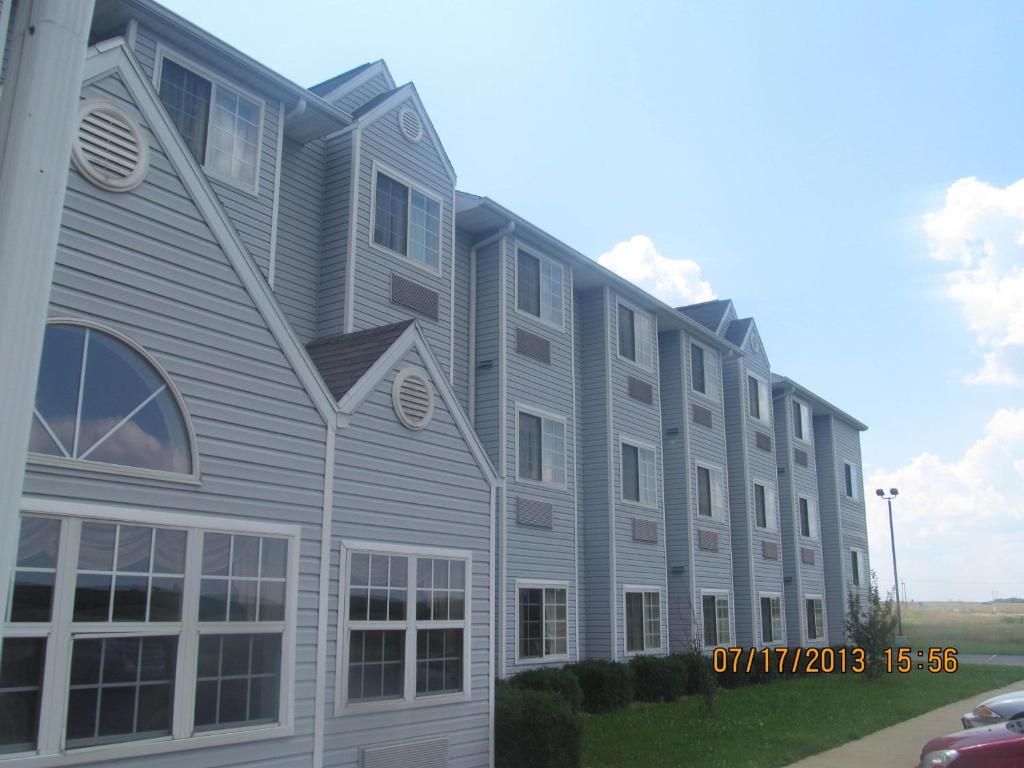 Microtel Inn By Wyndham Champaign Ngoại thất bức ảnh